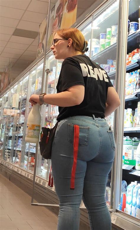 candid big ass|candid